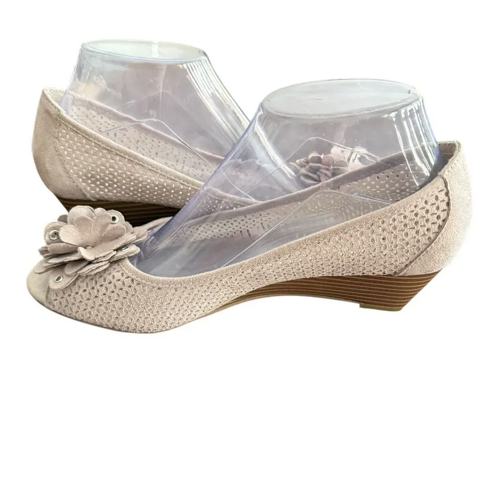 Dana Buchman Women's Beige Perforated Suede Wedge Slip On Shoes Size: 7.5